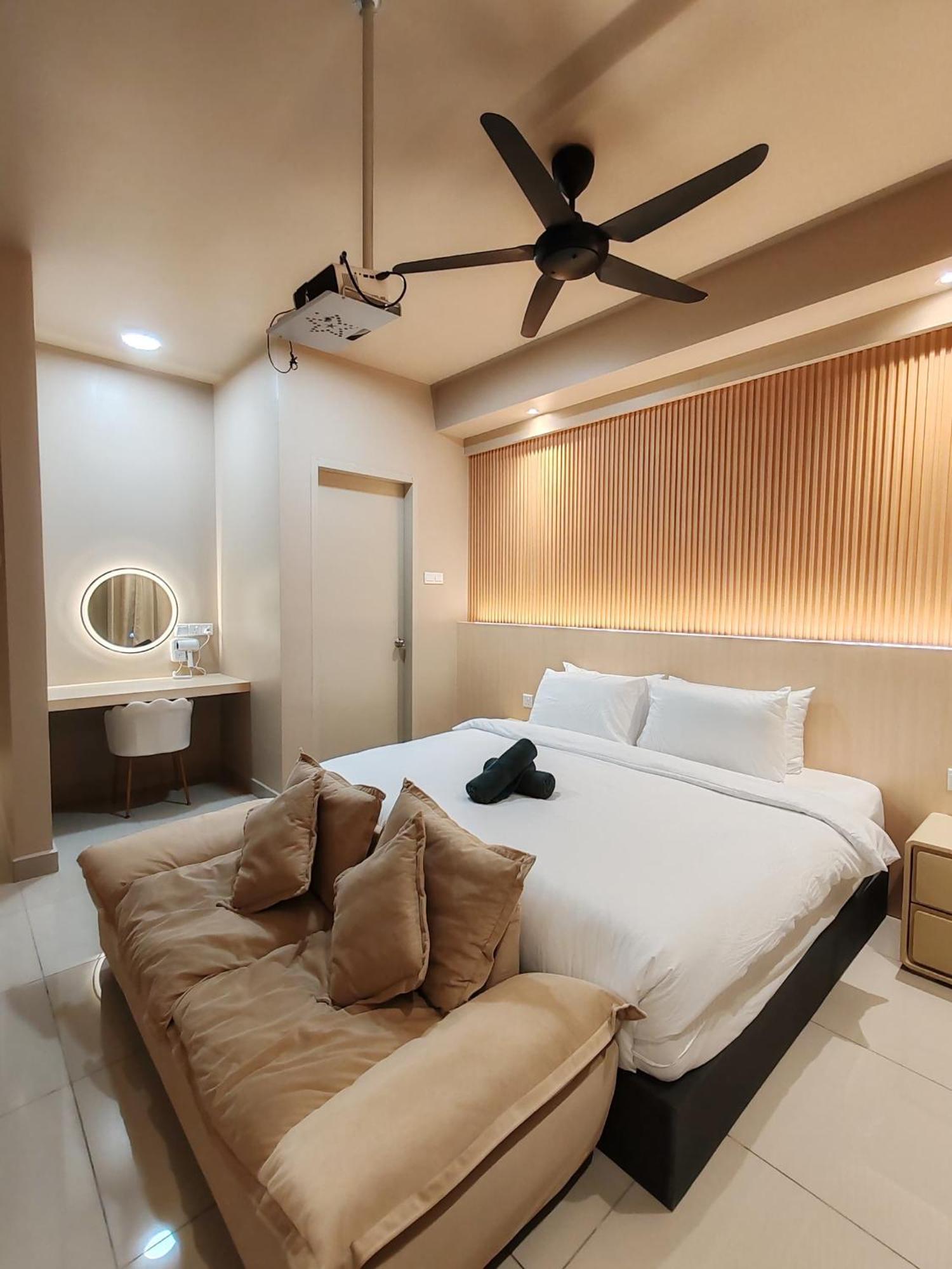 Luxury Couple Suites L Free Netflix L Massage Chair L Bathtub L Wifi 200Mbps L Town Area Bali Residence Malacca Extérieur photo